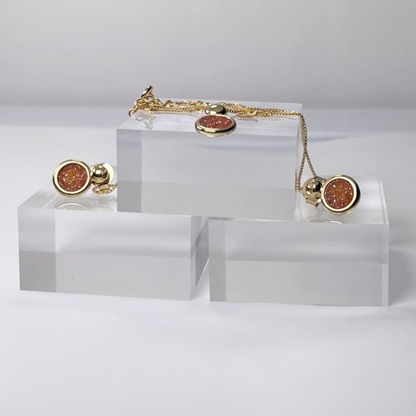Shimmering Pearl Goldstone Set